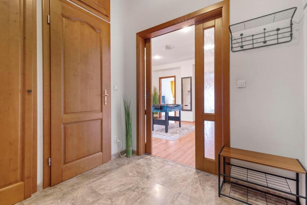 Exclusive Apartment In Centre Μπρατισλάβα Εξωτερικό φωτογραφία