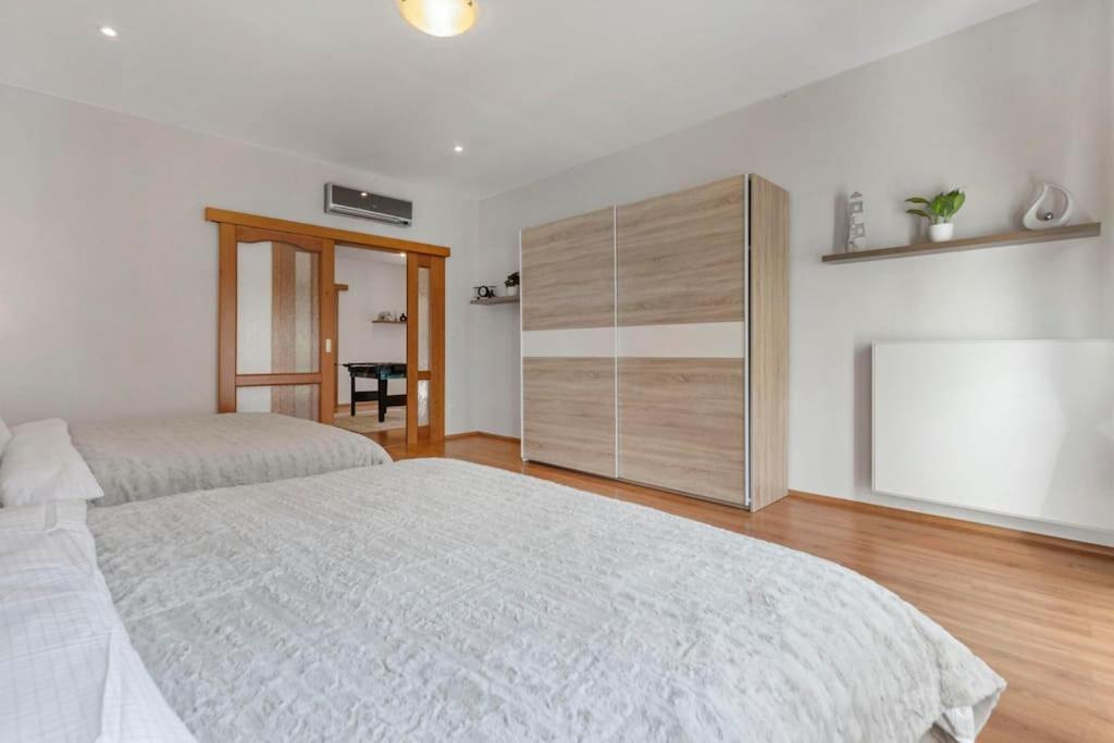 Exclusive Apartment In Centre Μπρατισλάβα Εξωτερικό φωτογραφία